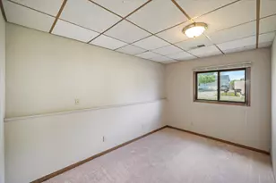 7916 Hallmark Way, Apple Valley, MN 55124 - Photo 41