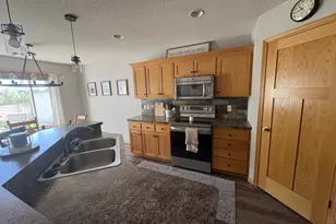 19595 Prairieview Dr, Rogers, MN 55374 - Photo 5