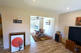 6685 404th St, North Branch, MN 55056 - Photo 9