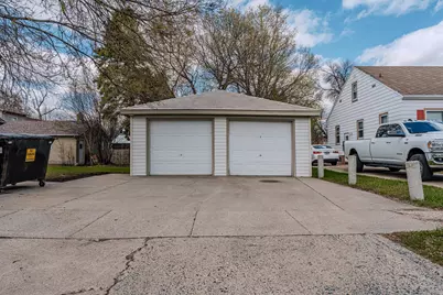 1002 5th Avenue S, Moorhead, MN 56560 - Photo 9
