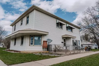 1002 5th Avenue S, Moorhead, MN 56560 - Photo 3