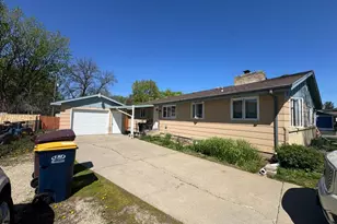 1000 8th St, Farmington, MN 55024 - Photo 3
