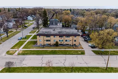 301 6th Street S, Moorhead, MN 56560 - Photo 9