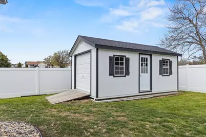 711 8th Street W, Clear Lake, SD 57226 - Photo 77