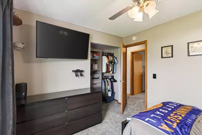 1967 Hazen Street, Shakopee, MN 55379 - Photo 25