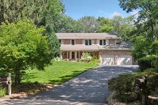14805 Minnehaha Pl, Wayzata, MN 55391 - Photo 3