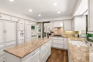 14805 Minnehaha Pl, Wayzata, MN 55391 - Photo 19
