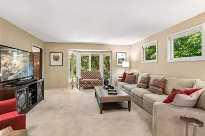 14805 Minnehaha Place, Wayzata, MN 55391 - Photo 11