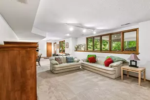 14805 Minnehaha Pl, Wayzata, MN 55391 - Photo 55