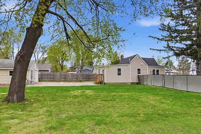119 7th Avenue SE, Saint Cloud, MN 56304 - Photo 5