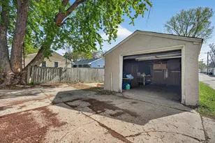 1848 Montana Ave E, Saint Paul, MN 55119 - Photo 27