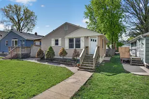 1848 Montana Ave E, Saint Paul, MN 55119 - Photo 3