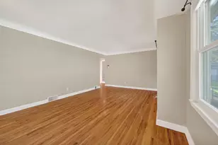 1848 Montana Ave E, Saint Paul, MN 55119 - Photo 5