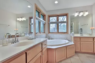 507 Owasso Hills Drive, Roseville, MN 55113 - Photo 31