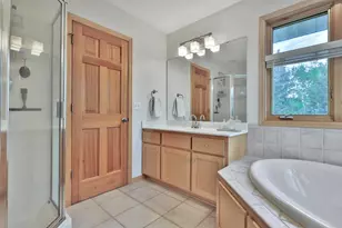 507 Owasso Hills Dr, Roseville, MN 55113 - Photo 33