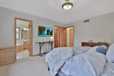 507 Owasso Hills Drive, Roseville, MN 55113 - Photo 29