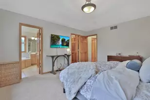 507 Owasso Hills Dr, Roseville, MN 55113 - Photo 29