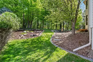 7552 Blackoaks Ln N, Maple Grove, MN 55311 - Photo 3