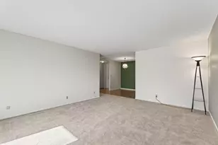 4045 Hodgson Rd, Shoreview, MN 55126 - Photo 9