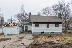 116 5th Street NW, Mahnomen, MN 56557 - Photo 1