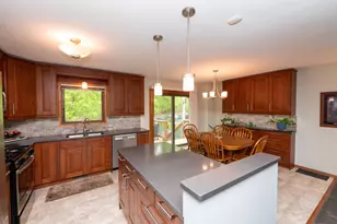 2273 6th St N, North Saint Paul, MN 55109 - Photo 13
