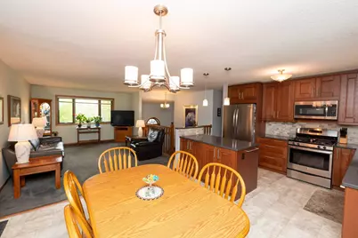 2273 6th Street N, North Saint Paul, MN 55109 - Photo 9