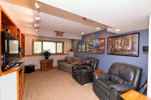 2273 6th St N, North Saint Paul, MN 55109 - Photo 19