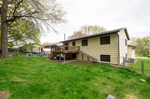 2273 6th St N, North Saint Paul, MN 55109 - Photo 3