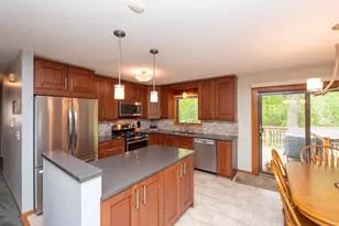 2273 6th St N, North Saint Paul, MN 55109 - Photo 17