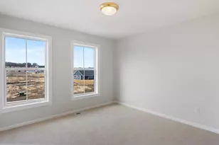 2018 Lusitano St, Shakopee, MN 55379 - Photo 33
