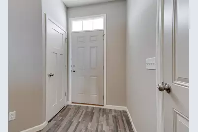 669 47th Avenue NE, Saint Cloud, MN 56304 - Photo 3
