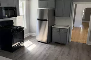 879 Conway St, Saint Paul, MN 55106 - Photo 3