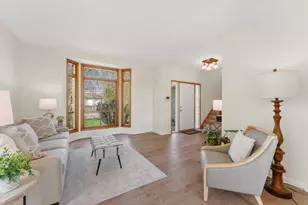 3069 Meadow Brook Dr, Woodbury, MN 55125 - Photo 9