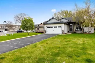 828 Winsome Way NW, Isanti, MN 55040 - Photo 21