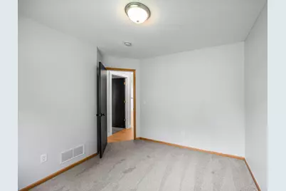 200 21st Avenue SW, Cambridge, MN 55008 - Photo 23