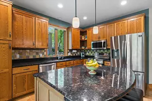 11272 Kenworth Ln, Lakeville, MN 55044 - Photo 17