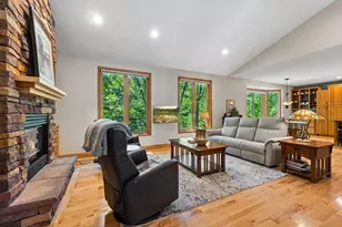 11272 Kenworth Ln, Lakeville, MN 55044 - Photo 11