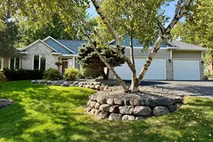 11272 Kenworth Ln, Lakeville, MN 55044 - Photo 1