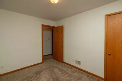 911 13th Avenue NW, Rochester, MN 55901 - Photo 15