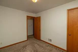 911 13th Ave NW, Rochester, MN 55901 - Photo 15