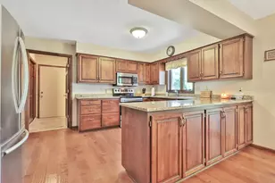 1260 Kolff Ct, Newport, MN 55055 - Photo 25