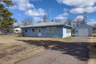 24 Horn Blvd, Silver Bay, MN 55614 - Photo 1