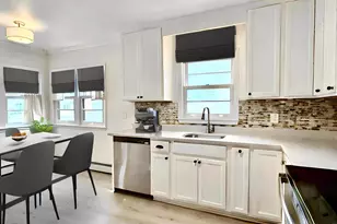 2748 NE Ulysses Street NE, Minneapolis, MN 55418 - Photo 9