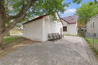 2748 NE Ulysses Street NE, Minneapolis, MN 55418 - Photo 33