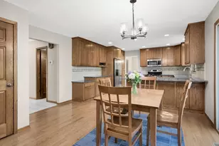 15112 Chestnut Cir, Burnsville, MN 55306 - Photo 9