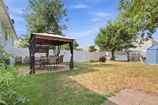 4408 83rd Cir N, Brooklyn Park, MN 55443 - Photo 29