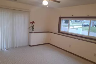 15872 Granada Ave, Apple Valley, MN 55124 - Photo 7