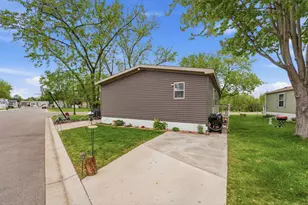 10488 Pierce St NE, Blaine, MN 55434 - Photo 29