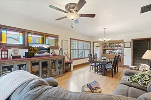 320 W State St, Dresser, WI 54009 - Photo 15