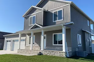 110 19th St NE, Barnesville, MN 56514 - Photo 3